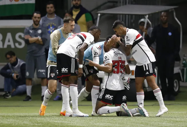 Comemora&ccedil;&atilde;o do S&atilde;o Paulo contra o Palmeiras