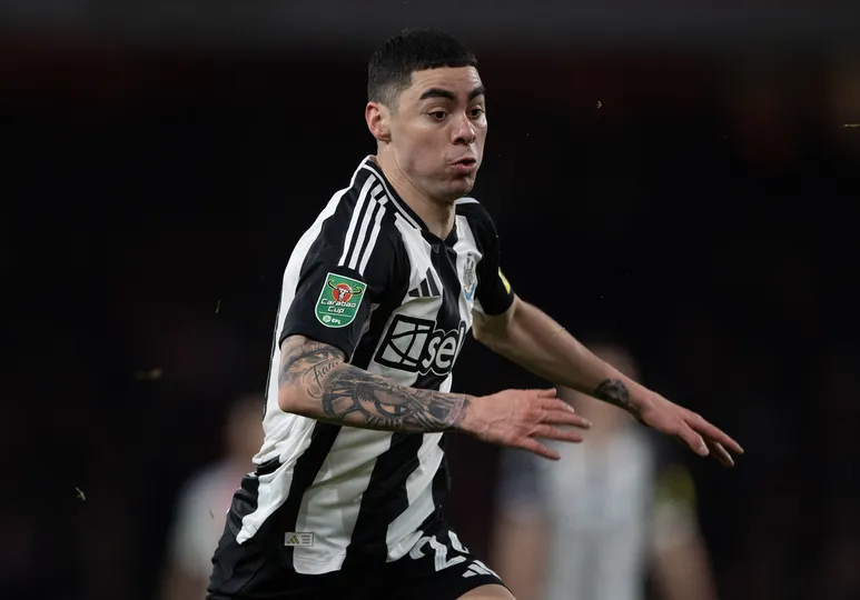 Miguel Almir&oacute;n deve trocar o Newcastle por clube da MLS (Foto: Imago)