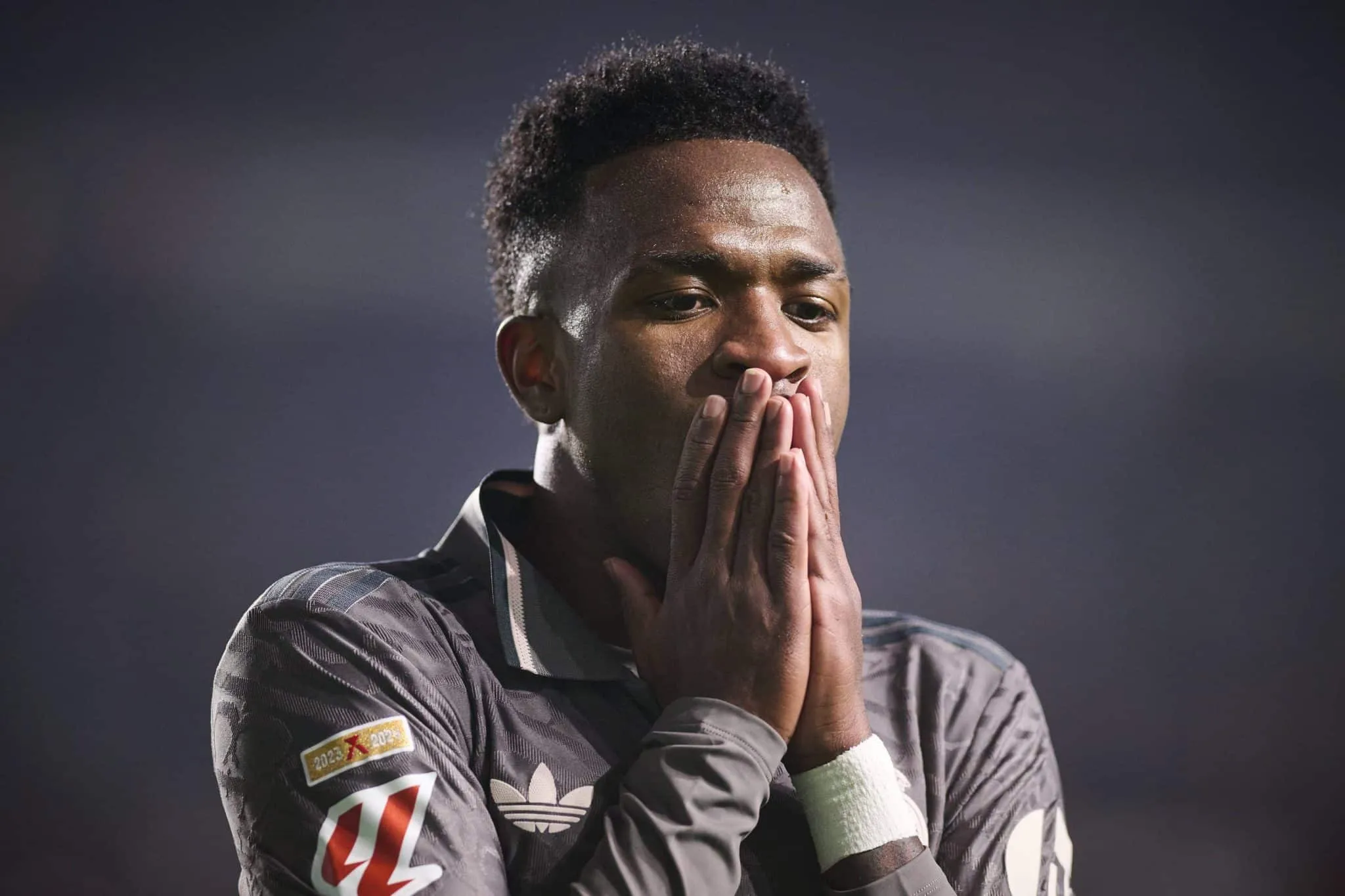 Por que provoca&ccedil;&atilde;o a Vinicius Junior acabou em den&uacute;ncia &agrave;s v&eacute;speras do The Best?