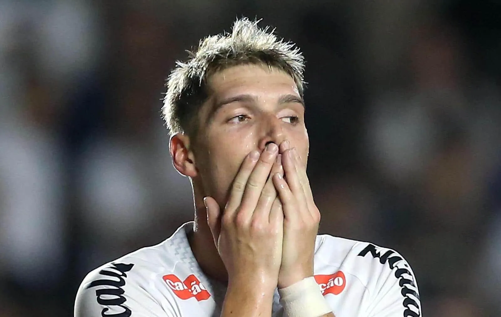 Santos se livra de derrota para o CRB e mostra a Cl&eacute;ber Xavier que miss&atilde;o ser&aacute; &aacute;rdua