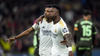 Real Madrid vira vil&atilde;o do conto de fadas do Girona e coloca os dez dedos na ta&ccedil;a de La Liga