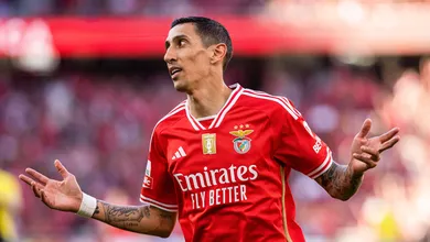 Ex-Botafogo &eacute; favorito para assumir Benfica em crise e sem t&eacute;cnico ap&oacute;s demiss&atilde;o precoce