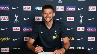 O Tottenham inicia uma transi&ccedil;&atilde;o no gol e aposta em Vicario, de &oacute;tima Serie A