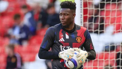 Pior da hist&oacute;ria? Goleiro do Manchester United d&aacute; raz&atilde;o a cr&iacute;ticos ap&oacute;s &lsquo;treta&rsquo; com Lyon