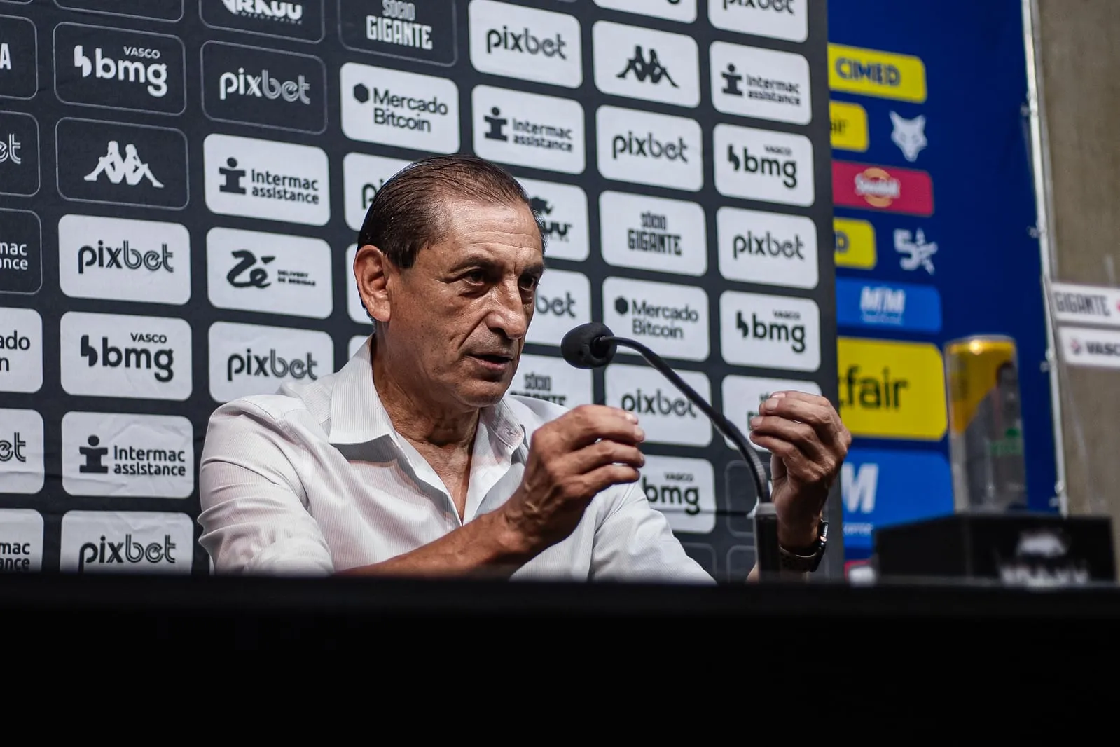 Ram&oacute;n Diaz reconhece erros do Vasco, mas mant&eacute;m o tradicional otimismo contra o rebaixamento