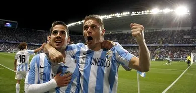 P&eacute; quente: Santa Cruz marca e coloca M&aacute;laga nas quartas
