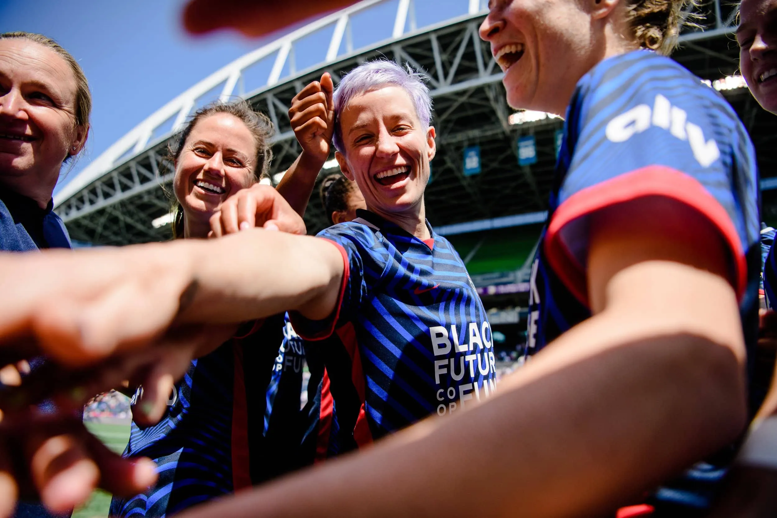 O adeus da lenda Megan Rapinoe tem data marcada e pode vir com t&iacute;tulo in&eacute;dito