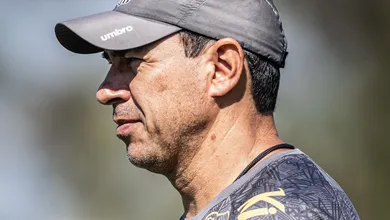 Ava&iacute; vive situa&ccedil;&atilde;o oposta ao Santos antes de embate pela S&eacute;rie B do Brasileir&atilde;o