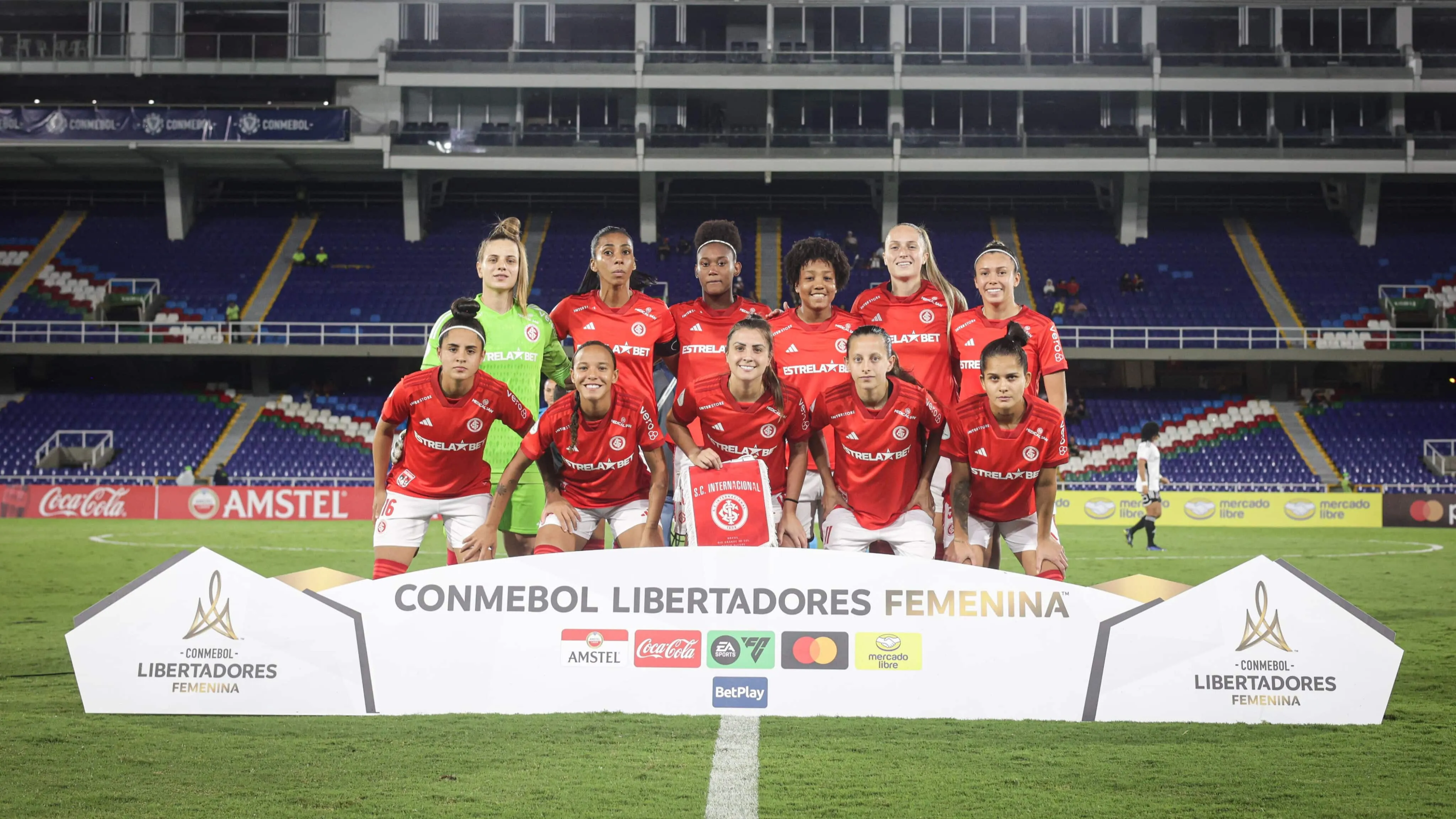 Com show de Priscila e Aquino, Inter supera o Colo-Colo e vai &agrave;s semis da Libertadores Feminina