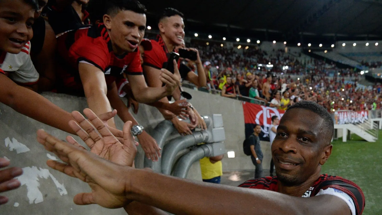 Dez motivos pelos quais Juan deixar&aacute; saudades no futebol