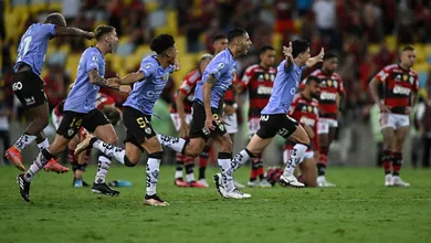 O gol heroico n&atilde;o evitou a frustra&ccedil;&atilde;o do Flamengo nos p&ecirc;naltis e o Del Valle conquista a Recopa em pleno Maracan&atilde;