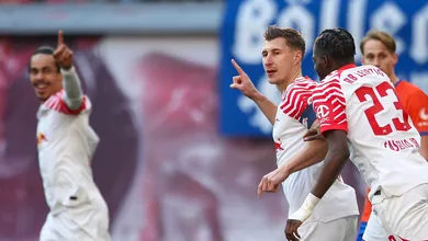 RB Leipzig jogou para o gasto, mas venceu o Darmstadt em casa e agora torce contra o Dortmund para permanecer no G4 da Bundesliga