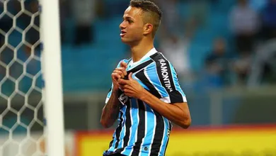 Do futsal a her&oacute;i do Grenal, Luan brilha na goleada que encerrou a seca gremista