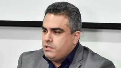 Por que o ex-presidente Orlando Rollo esteve reunido com atuais dirigentes do Santos?