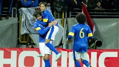 Bem-vindo! Kak&aacute; marca em goleada sobre Iraque