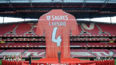 Luis&atilde;o ajudou a transformar a hist&oacute;ria do Benfica, que retribuiu e lhe concedeu a honra para sempre