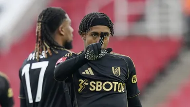 &lsquo;Por isso que o contratamos&rsquo;: Ex-Palmeiras decide na Copa da Inglaterra e pede passagem