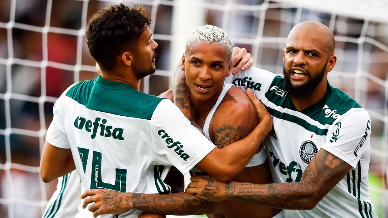 No Brasileir&atilde;o de Dudu e Willian, foi Deyverson que fez a torcida do Palmeiras liberar o grito de campe&atilde;o