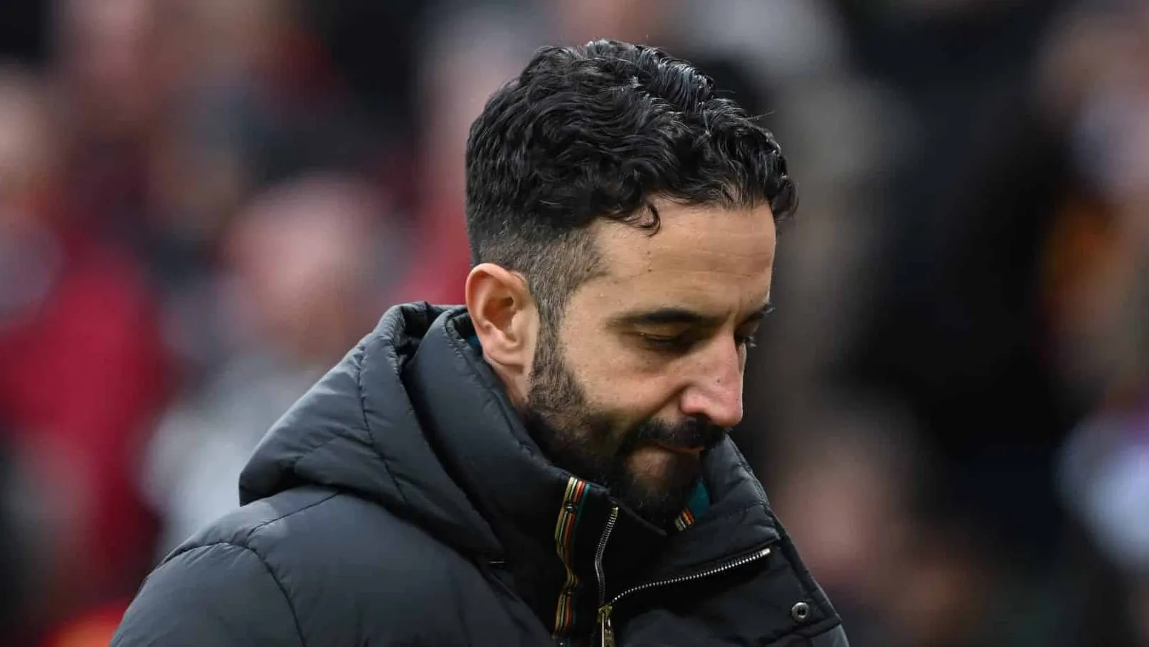 O dilema do Manchester United ap&oacute;s a baixa movimenta&ccedil;&atilde;o na janela de transfer&ecirc;ncias