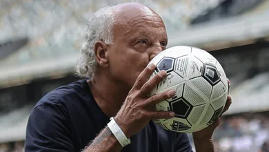 &Iacute;dolo do Atl&eacute;tico-MG, Reinaldo segue ativo em causas sociais, agora por Brumadinho