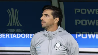 Para Abel, classifica&ccedil;&atilde;o na Libertadores evita crise no Palmeiras: &lsquo;Ainda bem&rsquo;