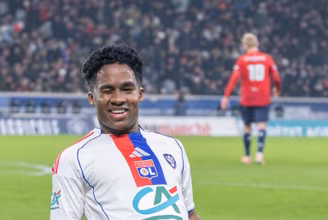 Endrick &lsquo;revive&rsquo; era Abel em primeiro jogo do Lyon e abre d&uacute;vidas se ser&aacute; camisa 9