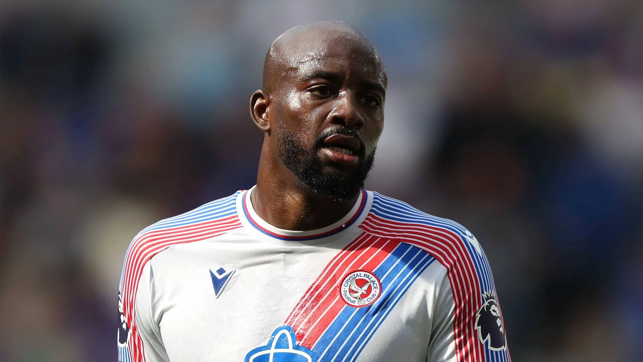 O que est&aacute; por tr&aacute;s da crise que pode tirar o artilheiro Mateta do Crystal Palace