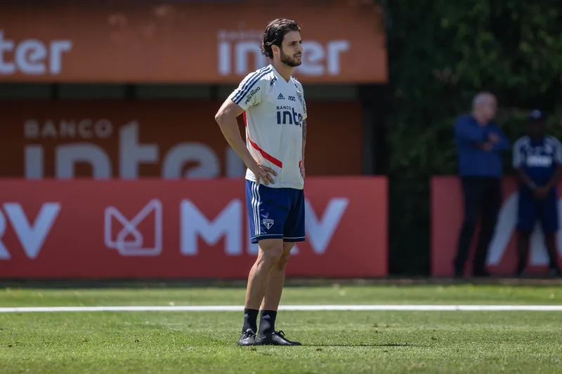 Hudson em 2019, quando foi comandado por Fernando Diniz, no S&atilde;o Paulo