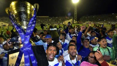 Na &uacute;ltima rodada, o San Jos&eacute; de Oruro conquista o Clausura e encerra um jejum de 11 anos