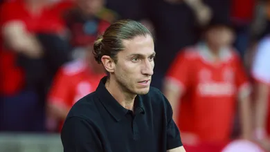 Filipe Lu&iacute;s defende Evertton Ara&uacute;jo ap&oacute;s erro em Flamengo x Internacional