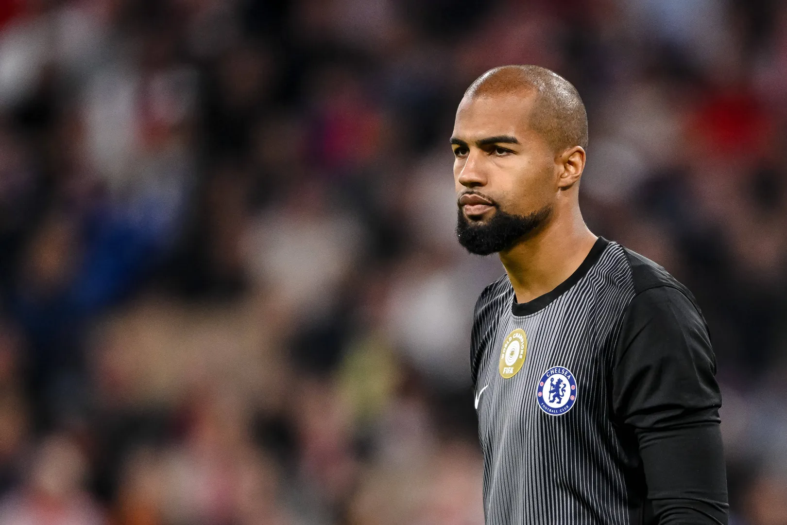 Robert S&aacute;nchez vive crise no Chelsea