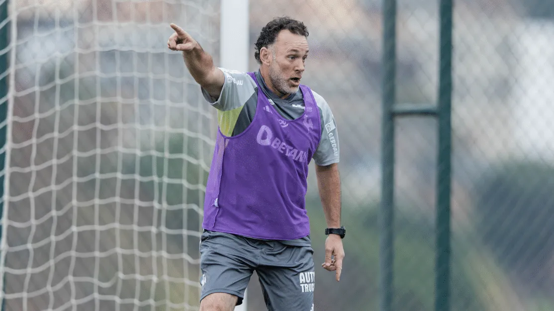 As poucas op&ccedil;&otilde;es de Milito para escalar um Atl&eacute;tico-MG desfigurado no Brasileiro