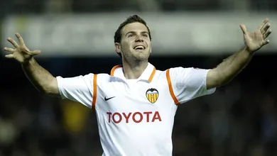 Juan Mata: &ldquo;Estou feliz na Inglaterra, mas adoraria voltar a jogar em casa, em La Liga&rdquo;