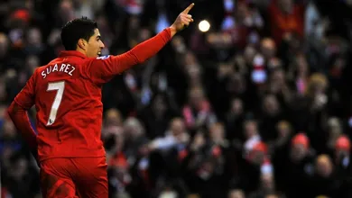 Su&aacute;rez volta para refor&ccedil;ar chances de LC do Liverpool