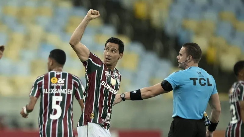 Ganso j&aacute; sofreu 13 cart&otilde;es amarelos em 2024, a s&eacute;tima marca todos os jogadores da S&eacute;rie A - Foto: Icon sport