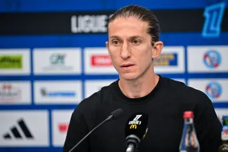&lsquo;N&atilde;o tenho d&uacute;vidas, eles ficaram irritados&rsquo;: Filipe Lu&iacute;s exp&otilde;e erro em empate do Monaco