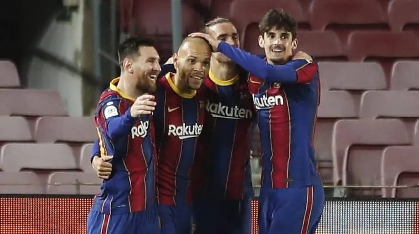 City e United disputam atacante ex-Barcelona com multa de R$ 490 milh&otilde;es