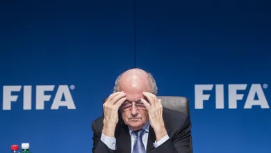 Blatter &eacute; indiciado na Su&iacute;&ccedil;a por pagamento ilegal de US$ 1 milh&atilde;o para Jack Warner