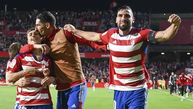 Granada e Las Palmas garantem acesso direto e voltam para a elite espanhola