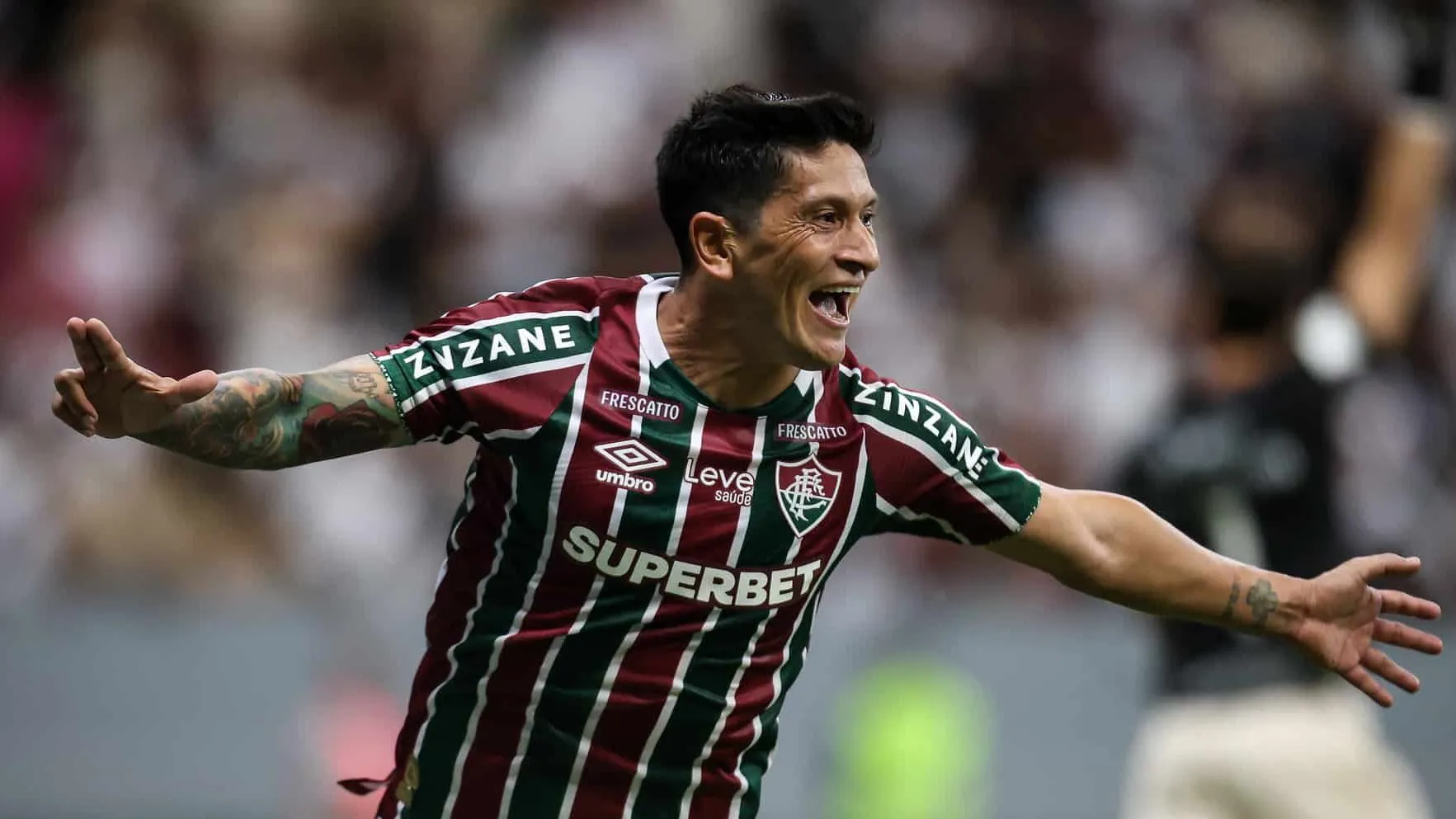 Vit&oacute;ria do Fluminense sobre o Vasco d&aacute; al&iacute;vio para Mano e problemas para Carille