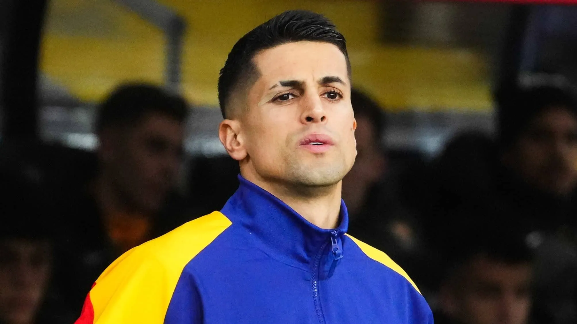 Barcelona d&aacute; &lsquo;carteirada&rsquo; no City e fica perto de definir futuro de Jo&atilde;o Cancelo