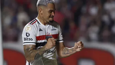 Luciano resolve (mais uma vez) e mesmo assim v&ecirc; hist&oacute;ria no S&atilde;o Paulo&nbsp;perto&nbsp;do&nbsp;fim