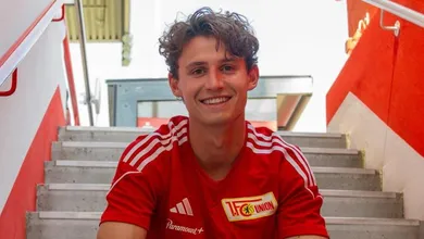O Union Berlim aproveita a brecha para fisgar Brenden Aaronson por empr&eacute;stimo