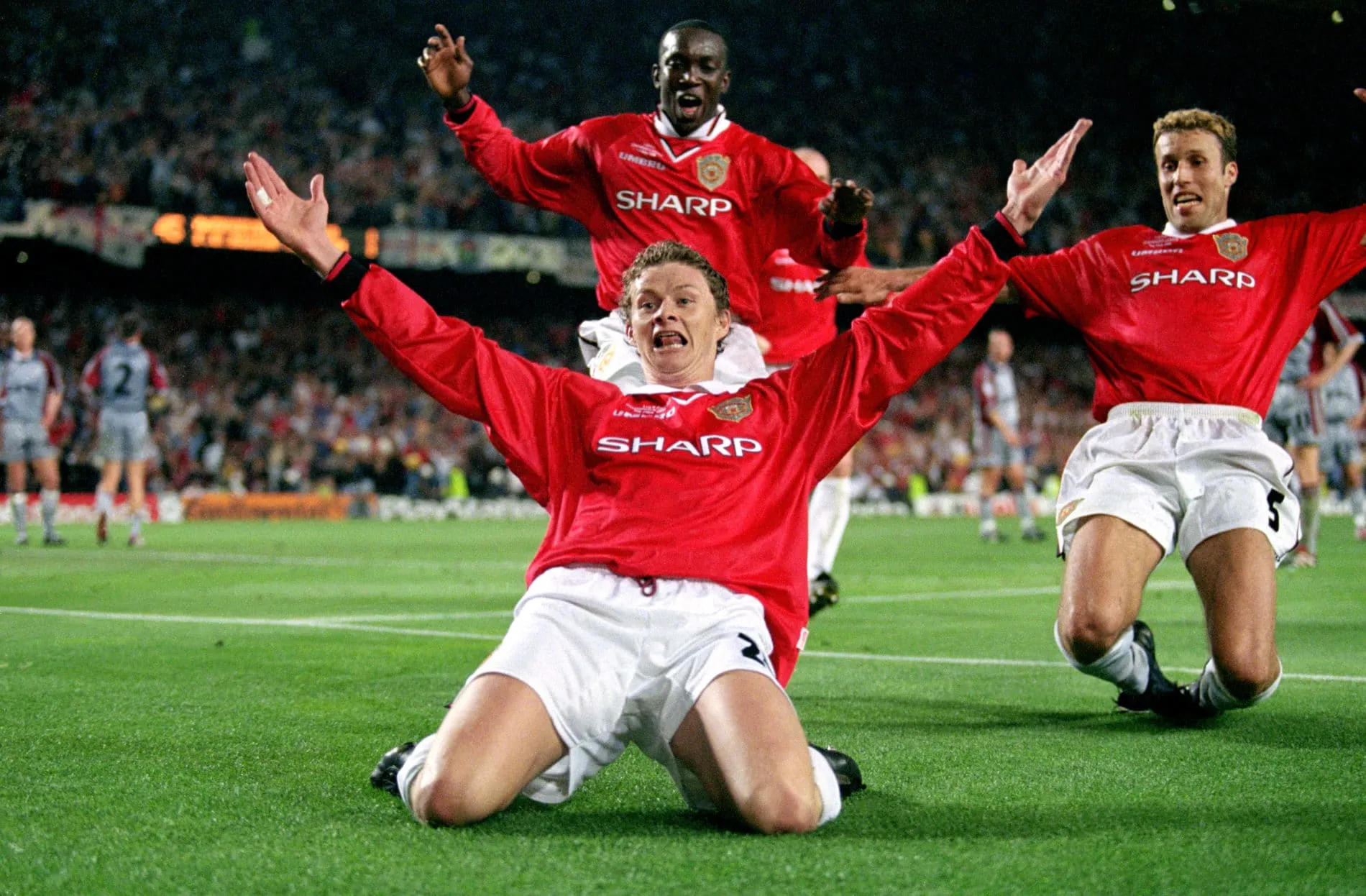 A ic&ocirc;nica noite do Manchester United no Camp Nou em 1999 era um milagre esperando para acontecer