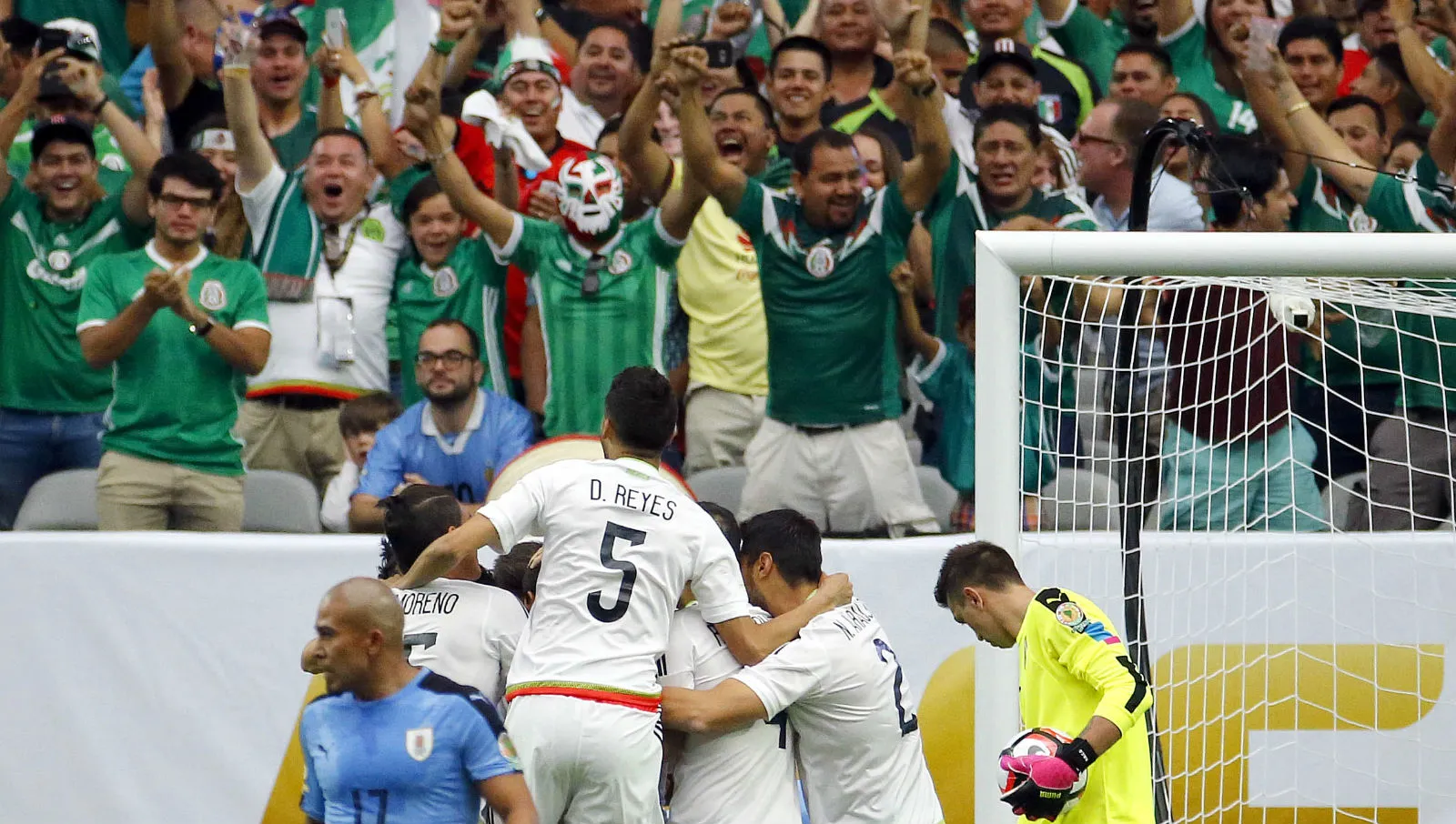 Gols, vontade, vibra&ccedil;&atilde;o: M&eacute;xico e Uruguai garantiram um espet&aacute;culo digno de Copa Am&eacute;rica