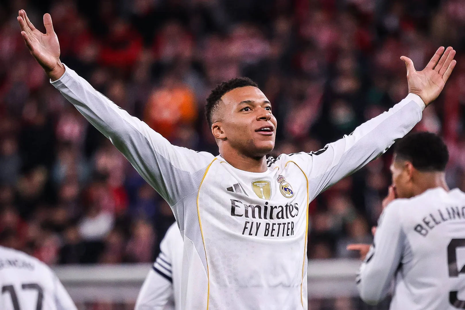 Kylian Mbapp&eacute; celebra gol do Real Madrid