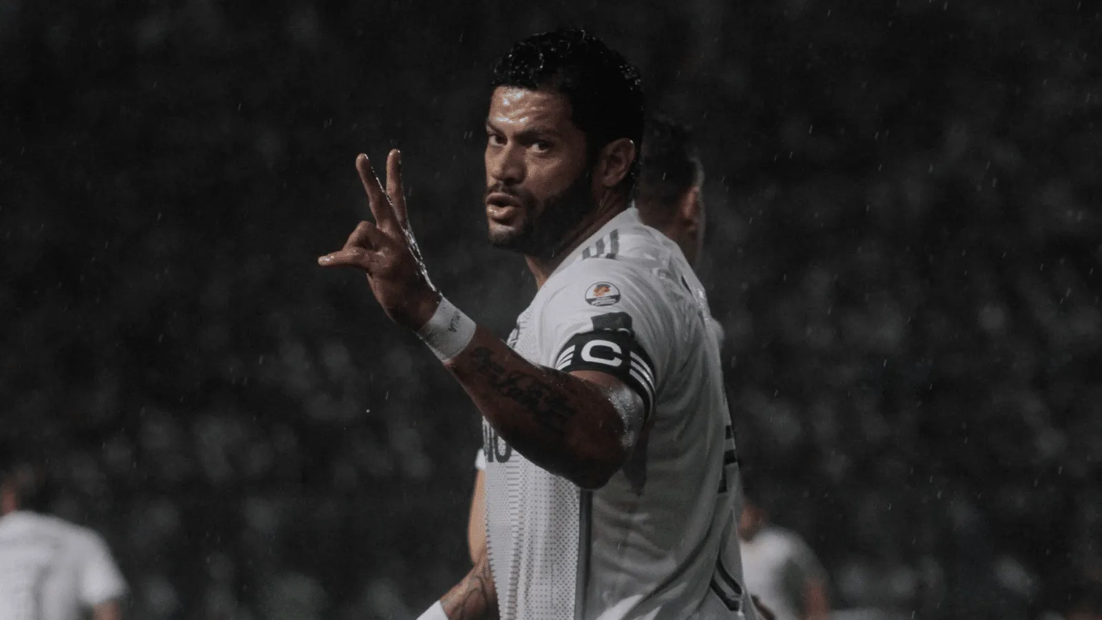 Hulk mostra por que &eacute; o mais decisivo do Brasil e coloca Atl&eacute;tico-MG na final da Copa do Brasil
