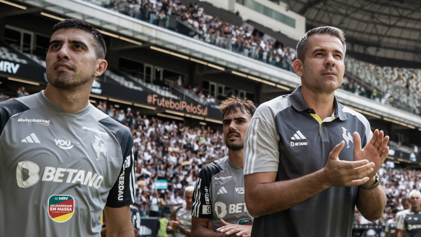 Atl&eacute;tico-MG supera R$ 30 milh&otilde;es em premia&ccedil;&otilde;es e bate metas or&ccedil;ament&aacute;rias &mdash; mas quer mais