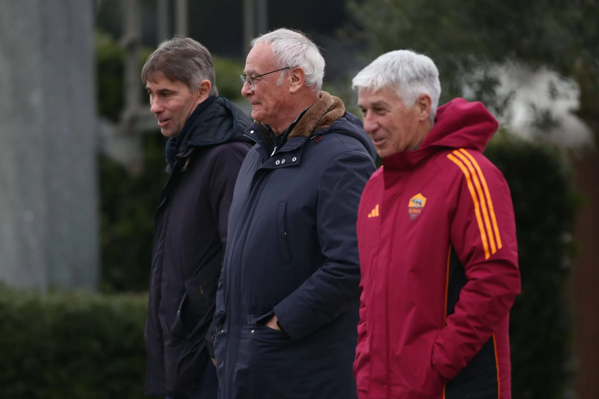 Gasperini, Claudio Ranieri e Frederic Massara durante treino da Roma