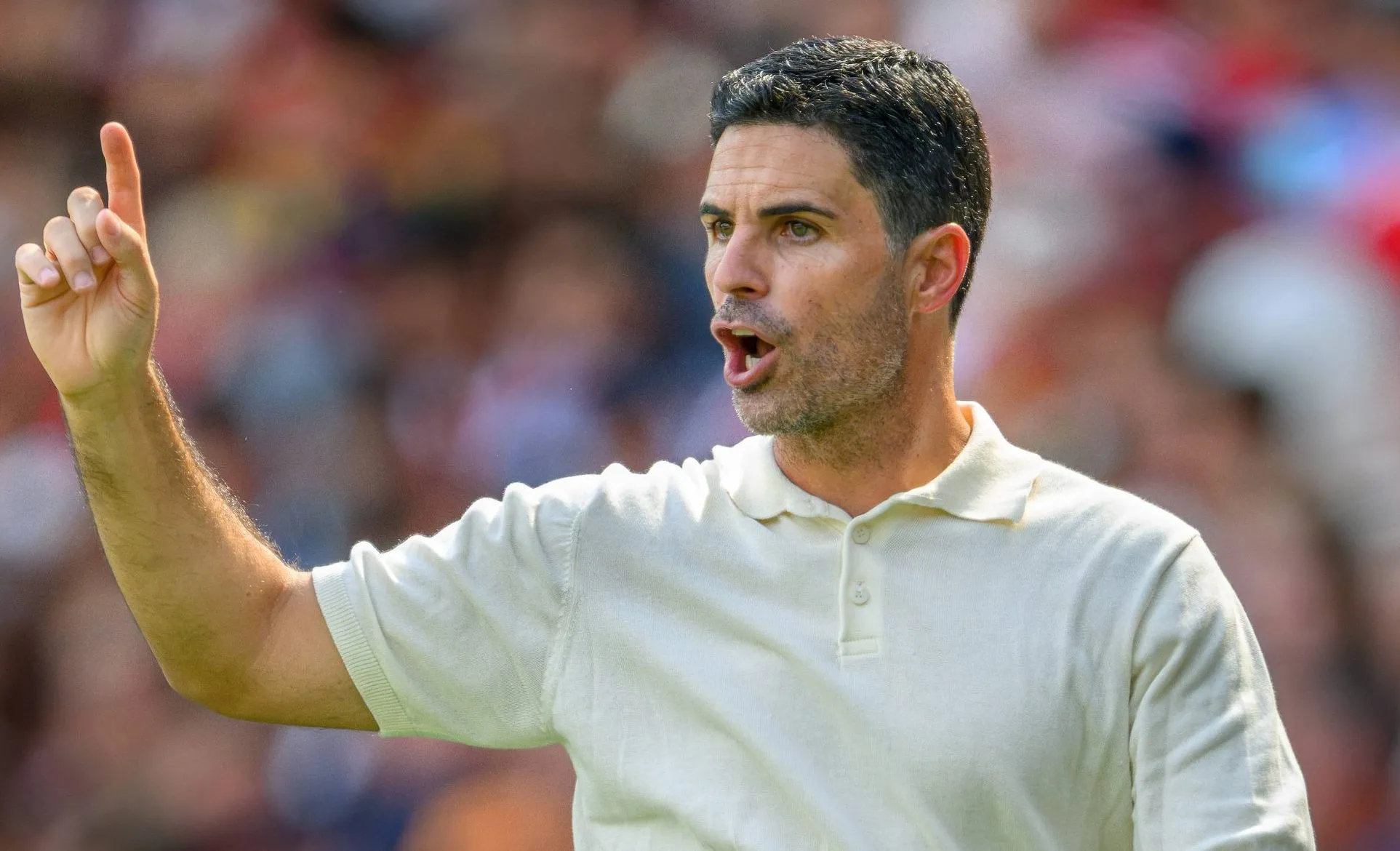 &lsquo;H&aacute; sempre outra prioridade&rsquo;: Arteta quebra sil&ecirc;ncio e responde sobre contrato com o Arsenal